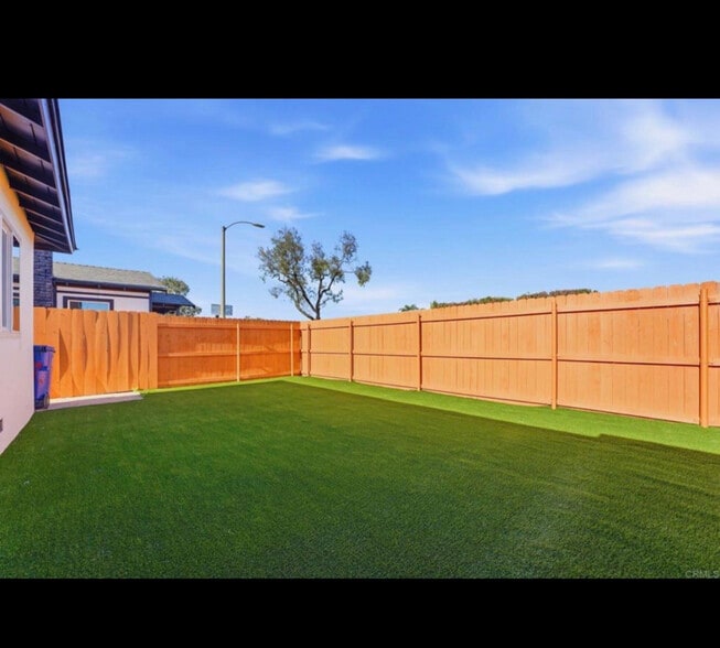 Building Photo - 702 Oaklawn Ave