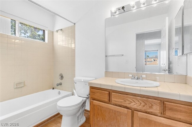 Building Photo - 1444 Country Hollow Dr