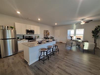 Building Photo - 144 Vlg Grn Dr NW