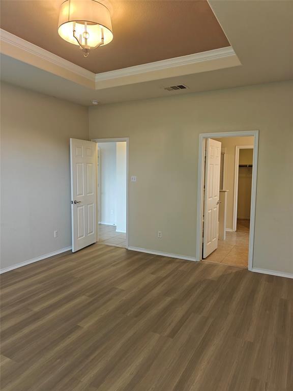 Building Photo - 5610 Hopkins Dr