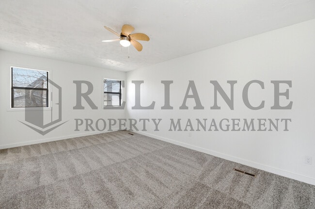 Building Photo - 6651 N Scottsville St