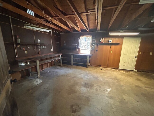 Building Photo - Charming 2 Bedroom Home in Hanahan's Highland Park neighborhood!