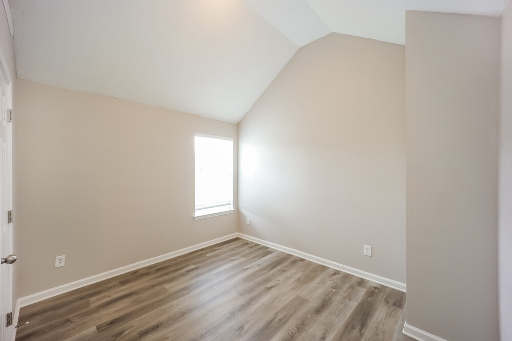 Building Photo - 310 Barshay Dr
