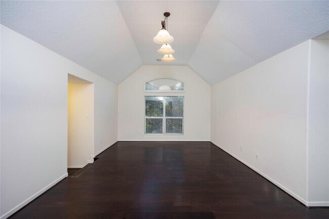 Building Photo - 2327 Centerbrook Ln