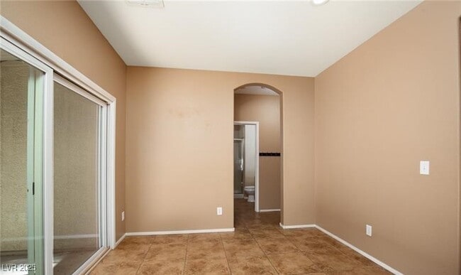 Building Photo - 10647 Bandera Mountain Ln