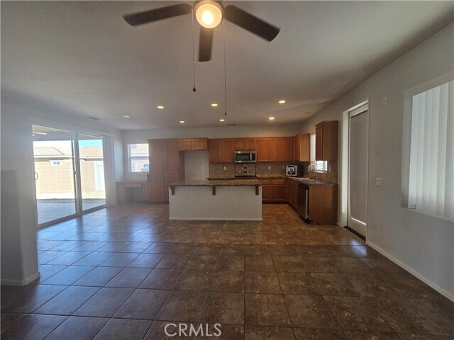 Building Photo - 62463 S Starcross Dr