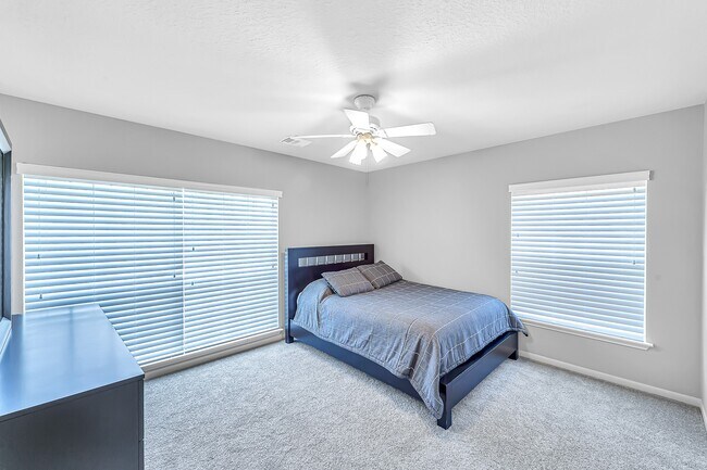 Building Photo - 23207 Willow Pond Pl