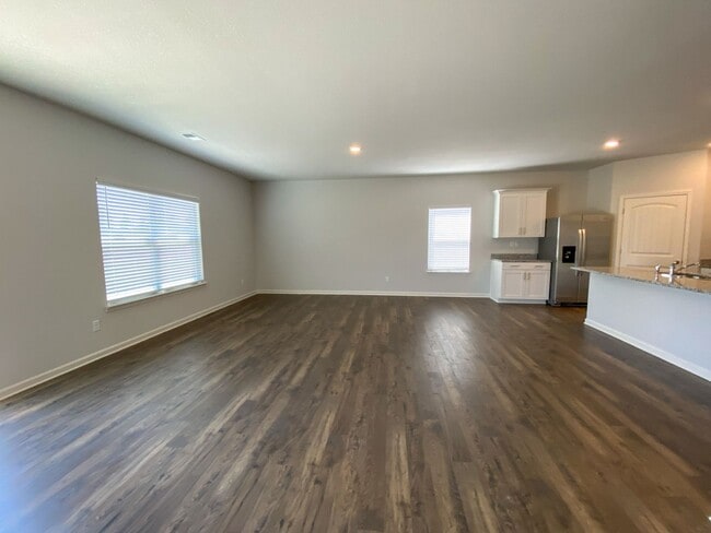 Building Photo - 4 bed 2 bath home built in 2023 in Somerville