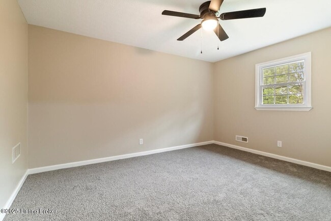 Building Photo - 2222 Elmcrest Dr