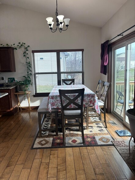 Building Photo - 185 Locust Dr