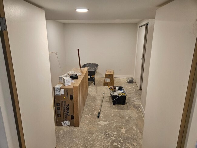 Building Photo - 5060 E Hinsdale Pl