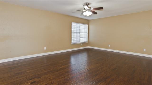 Building Photo - 318 Kissimmee Dr