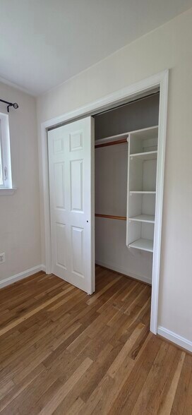bed room - 4114 18th Rd N