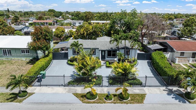 Building Photo - 11845 SW 190th Terrace