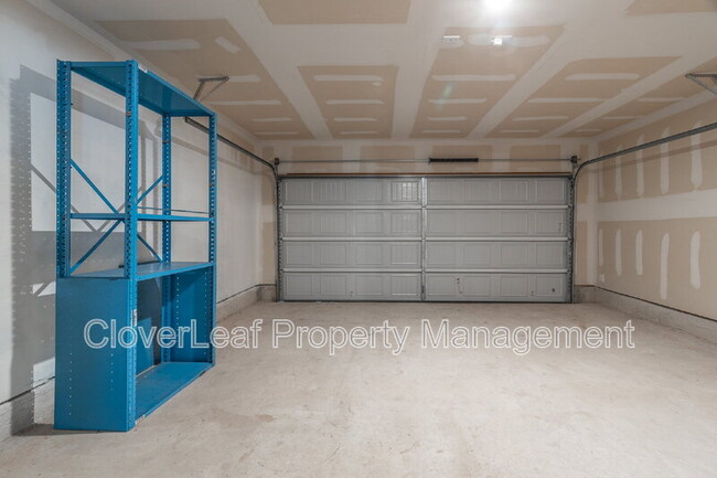 Building Photo - 8140 Nube Medina