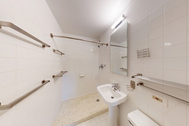 Floorplan - 1400 E. 57th Street