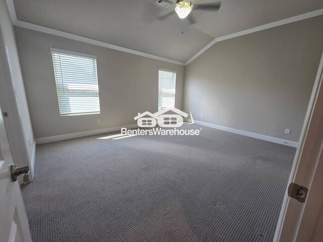 Building Photo - FOR RENT - MOVE IN READY - 4BEDS 2BATHS - ...