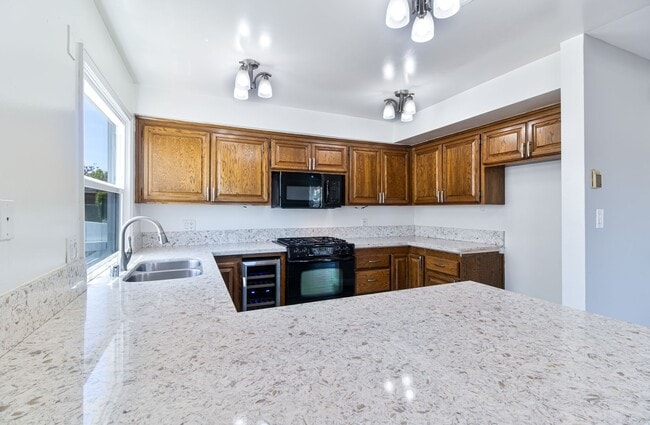 Building Photo - AVAILABLE NOW!!  WATERFRONT HOME ON MARINE...