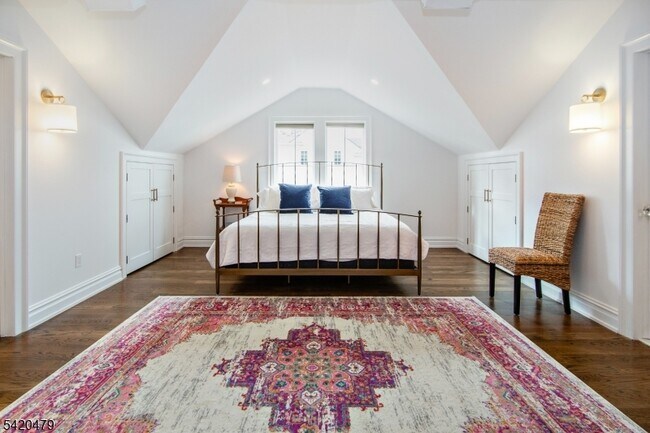 Building Photo - 113 Washington St