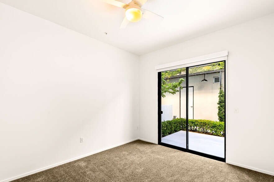 1st Floor bedroom - 519 S 6th St