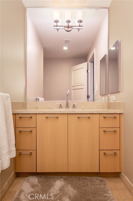 Building Photo - 305 Caruso Ave