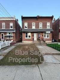 Building Photo - 758 Saville Ave