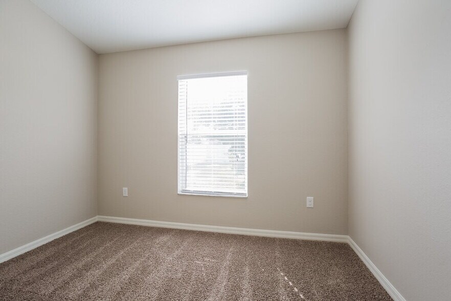 Building Photo - 7890 Princeton Manor Cir