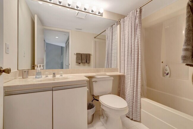 Building Photo - 280 NW 67th St