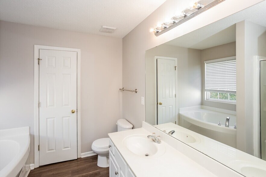 Building Photo - 12618 Hazy Valley Ct