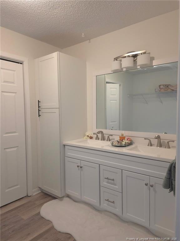 Building Photo - 5945 Muscat Rd