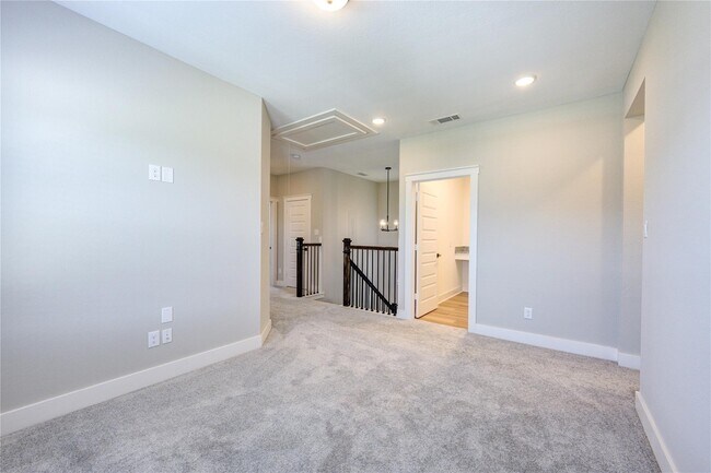 Building Photo - 18515 Parkland Row Dr