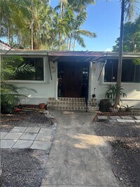 Building Photo - 6230 SW 49th St