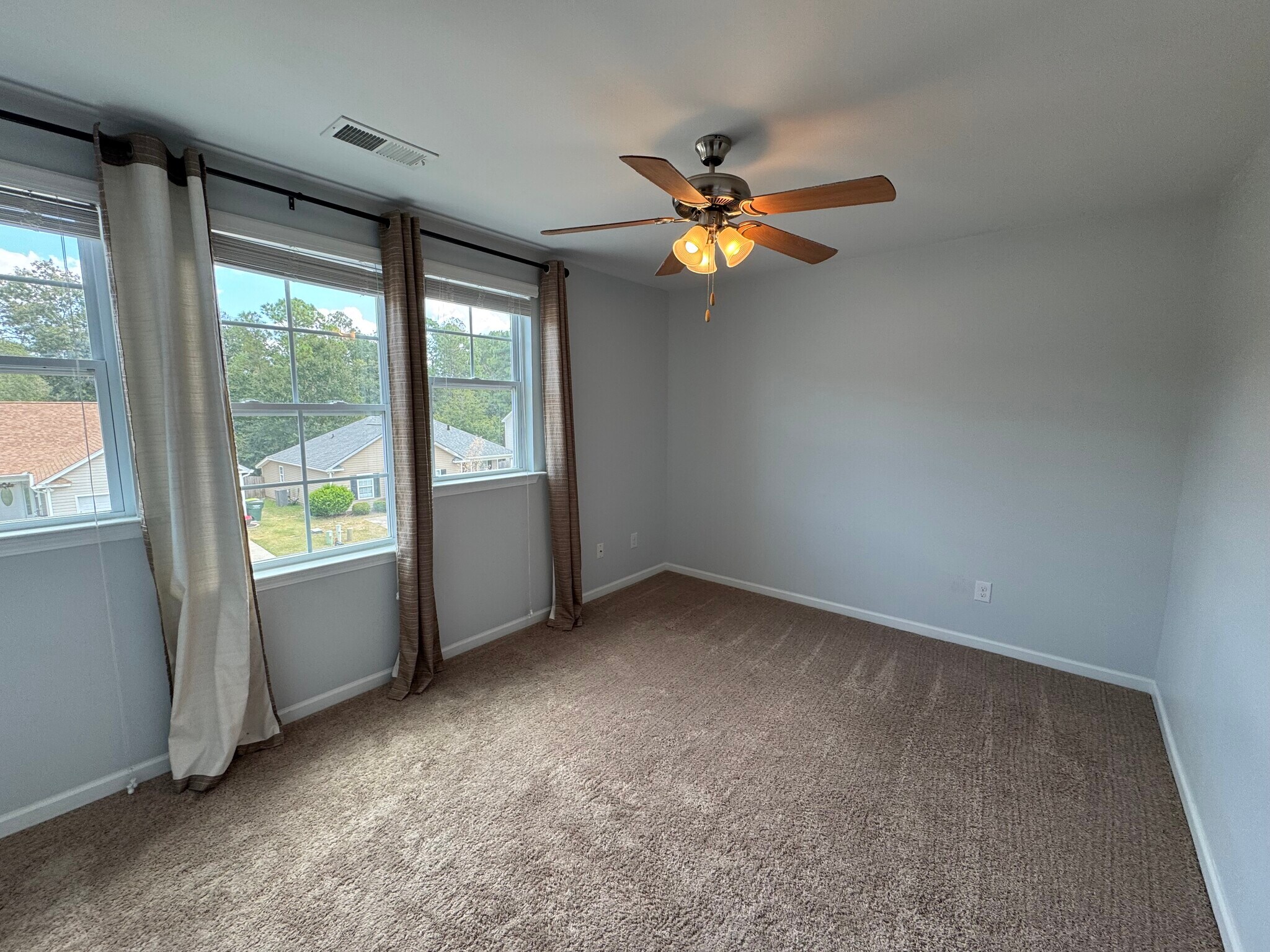 Building Photo - 440 Colony Lakes Dr