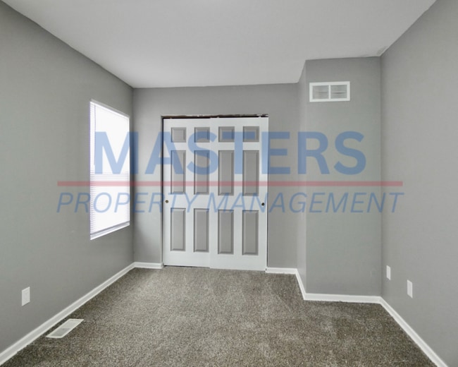 Building Photo - 4 Bed | 1.5 Bath | Spacious Rental Home