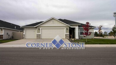 Building Photo - Great Meridian Home with Bonus Room!