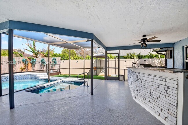 Building Photo - 13808 Geranium Pl