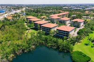 Building Photo - 10090 Lake Cove Dr