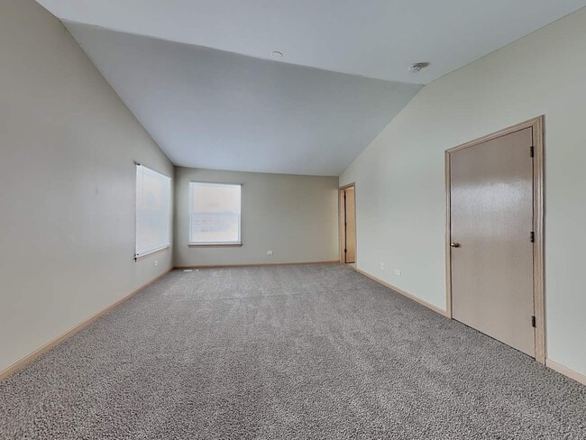 Building Photo - 322 Clarewood Cir