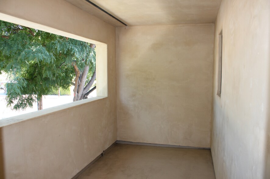 Building Photo - 302 S Voluntario St