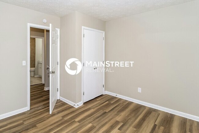 Building Photo - 3 Bedroom Pet-Friendly Home in Stone Mountain, GA with Main Street Renewal