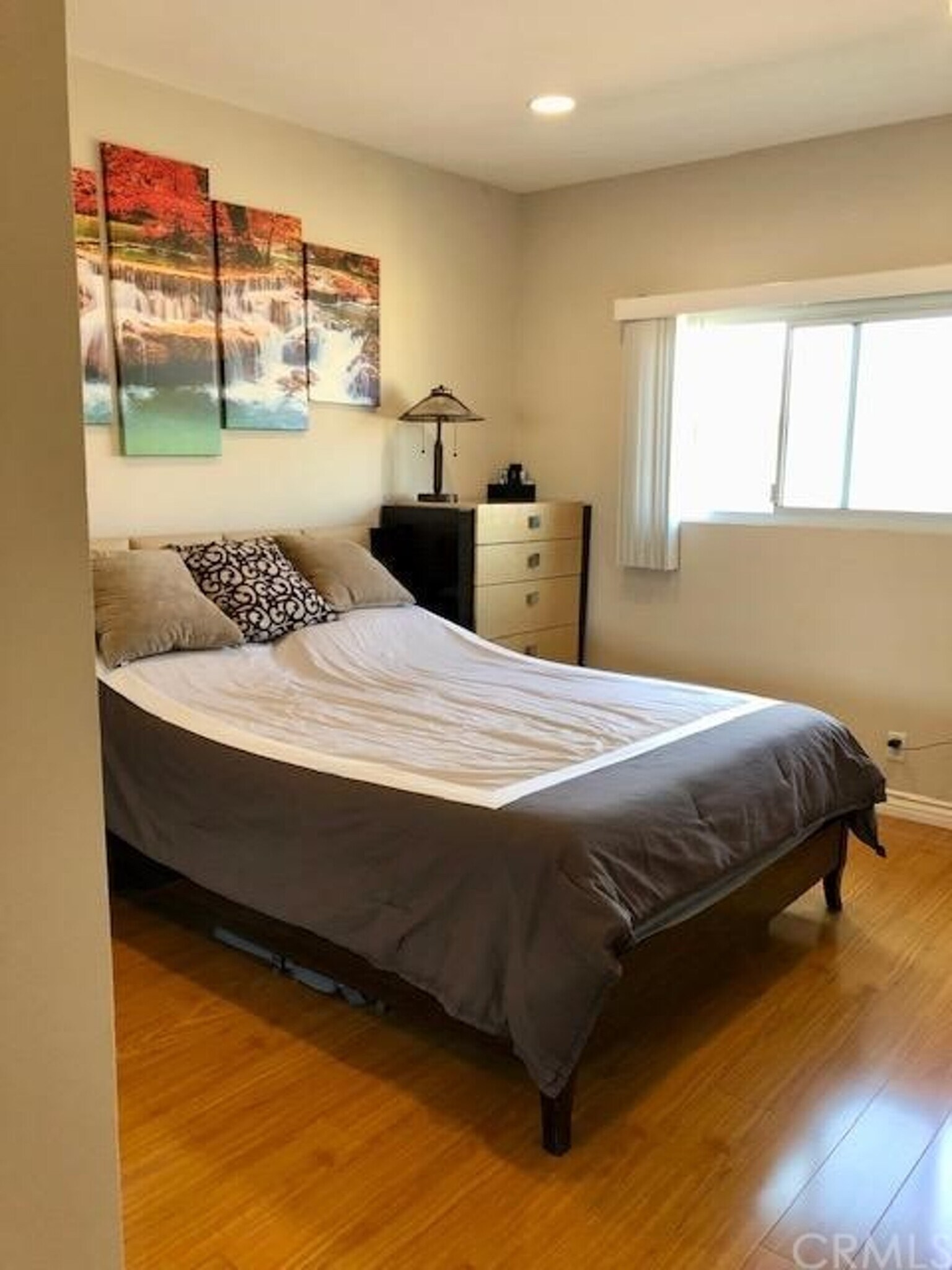 bedroom 1 - 212 N Jackson St