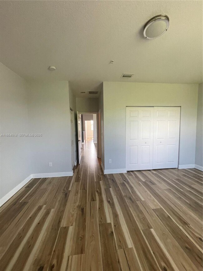 Building Photo - 974 SW 147th Ave