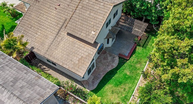 Building Photo - OPEN HOUSE, SAT., JULY 19th from 11:30 - 1...