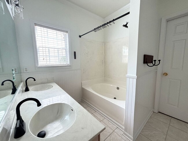 Building Photo - Available now. Great 3 BR/2.5 BA Home Avai...
