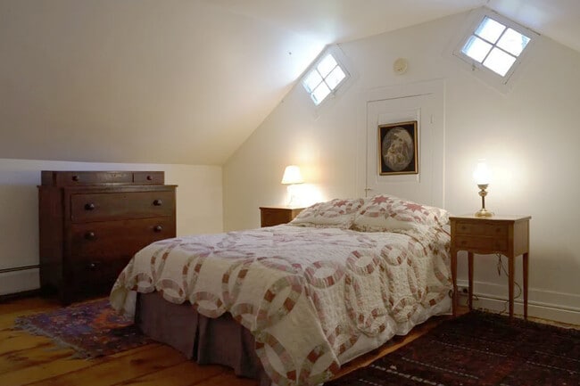 Building Photo - 2 Ashuelot Main St