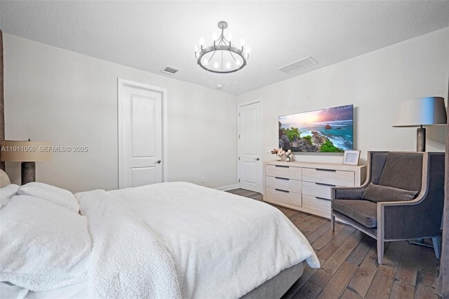 Building Photo - 1465 Bursera Ter