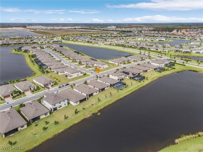 Building Photo - 14712 Cantabria Dr