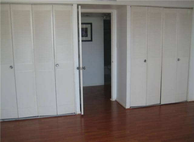 Building Photo - 2016 Main St