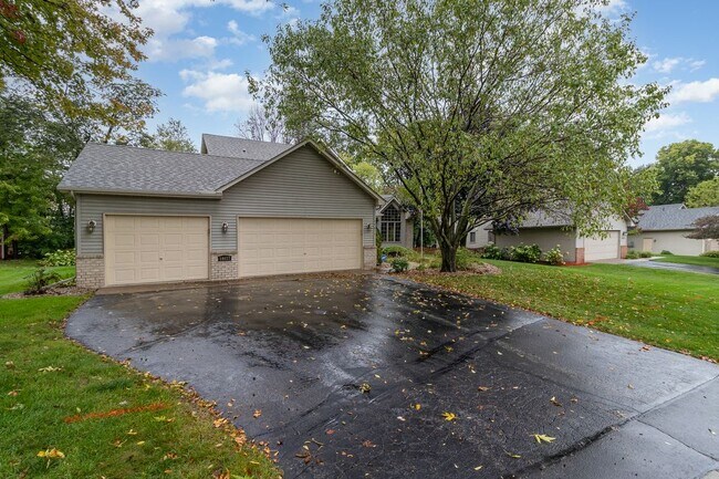 Building Photo - Beautiful Single Family home in Savage