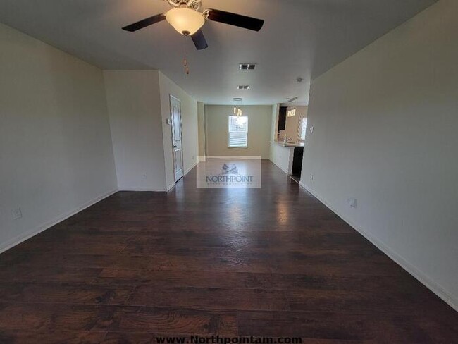 Building Photo - 3 Bedroom Home In Luckey Ranch Available Now!